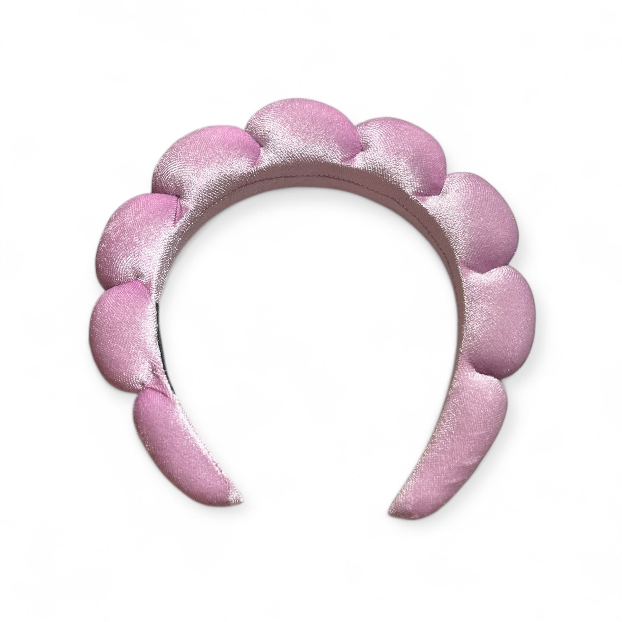 Haarreifen aus glänzendem Satin in Rosa, voluminös gepolstert, elegantes Accessoire für feminine Styles.