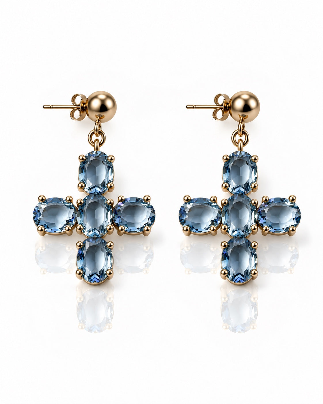 Kreuzohrringe Meeresblau mit fünf facettierten blauen Glaskristallen und goldfarbenen Ohrsteckern