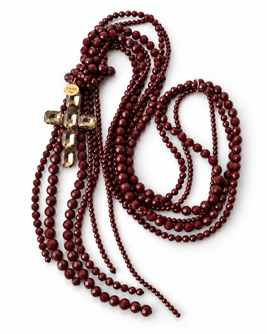 Lange burgundyfarbene Kette aus facettierten Resin-Perlen mit großem Kristallkreuz und goldenem Casapari Charm.