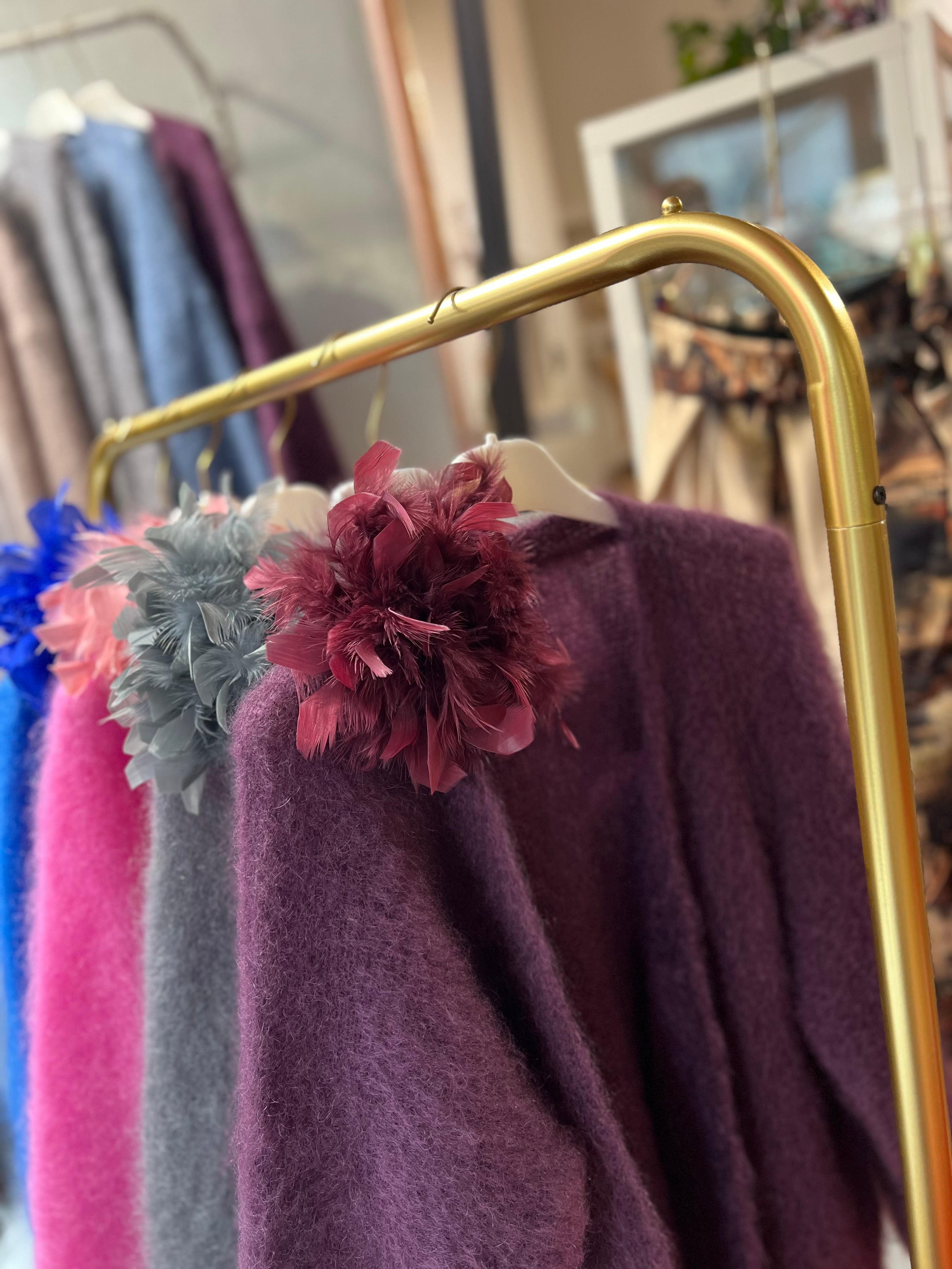 Federbrosche Autumn Plume Burgundy