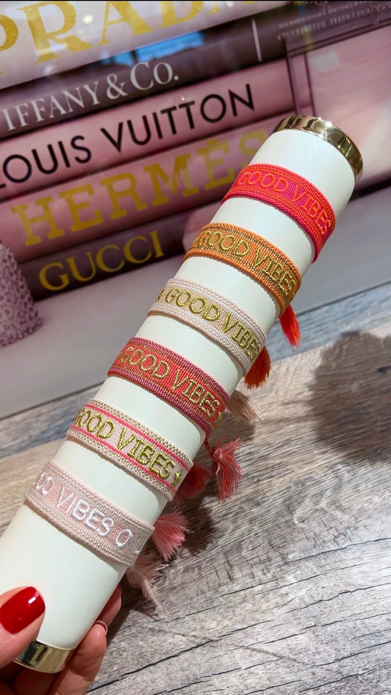 Good Vibes Statement- Armbänder • im Video