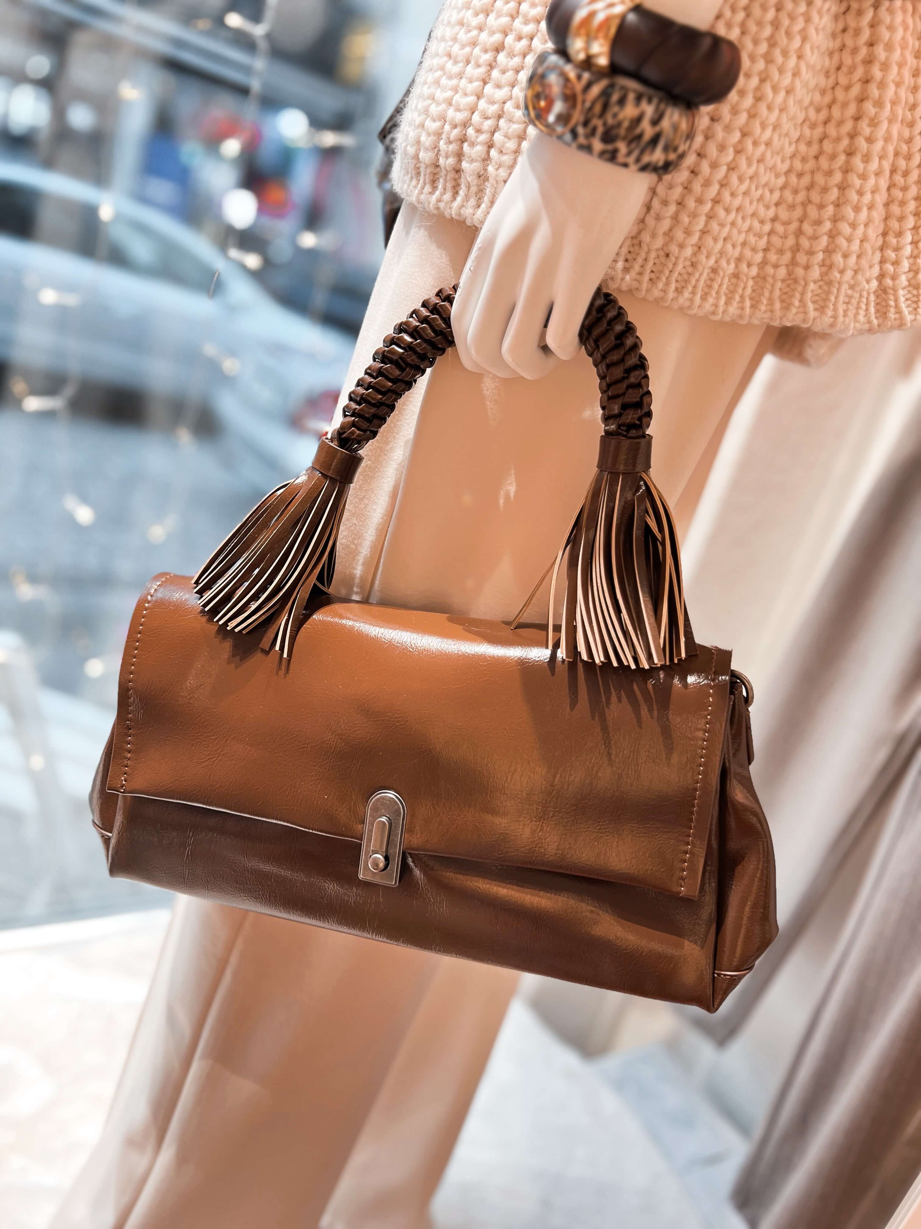 The Premium Braided Handle Bag Caramel