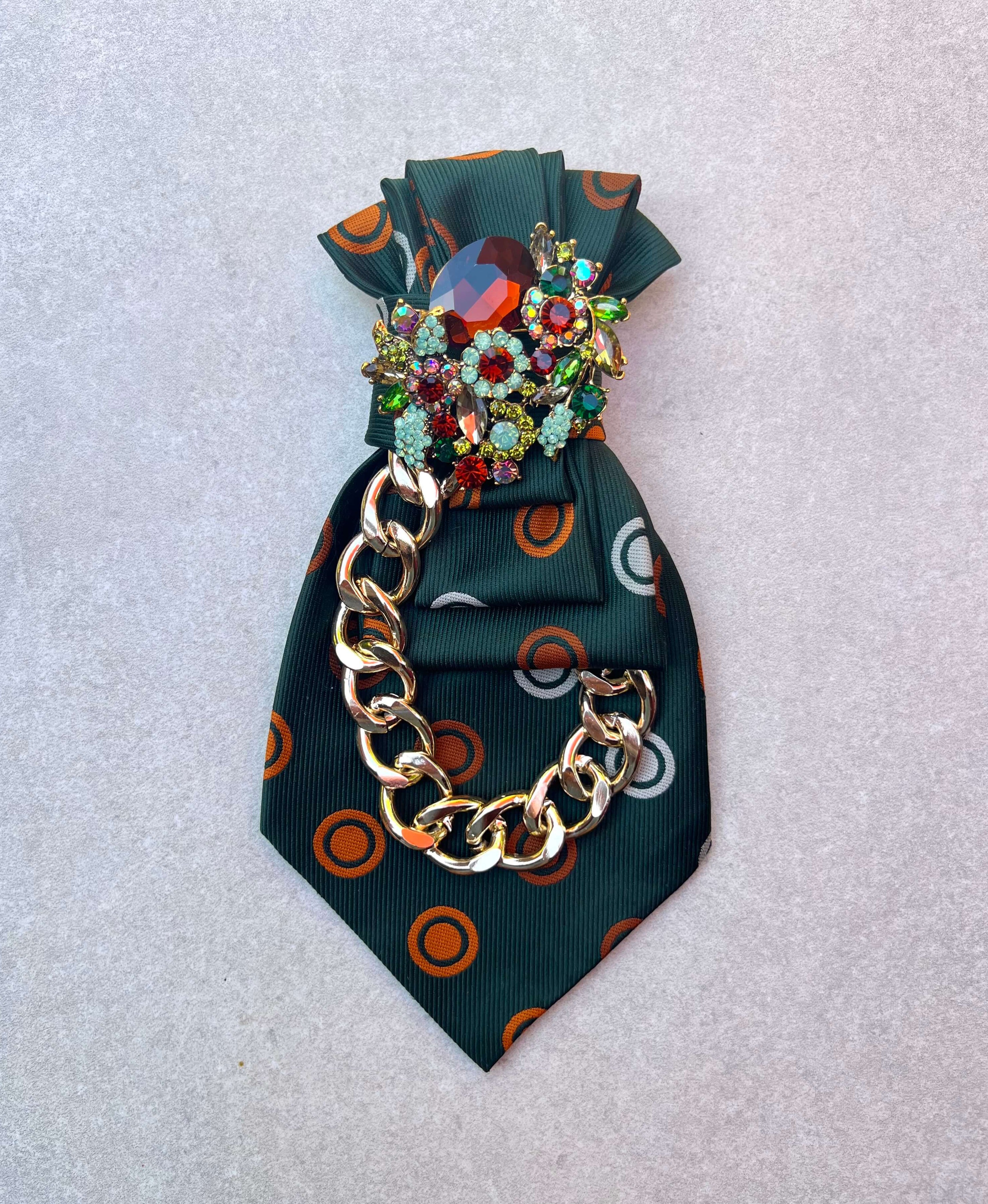 Grand Affair - Olive & Gold