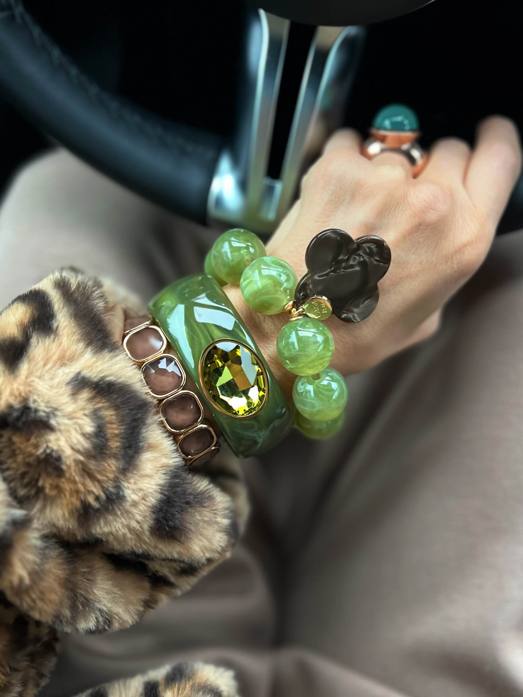 Esmeralda Glow Bracelet Mix