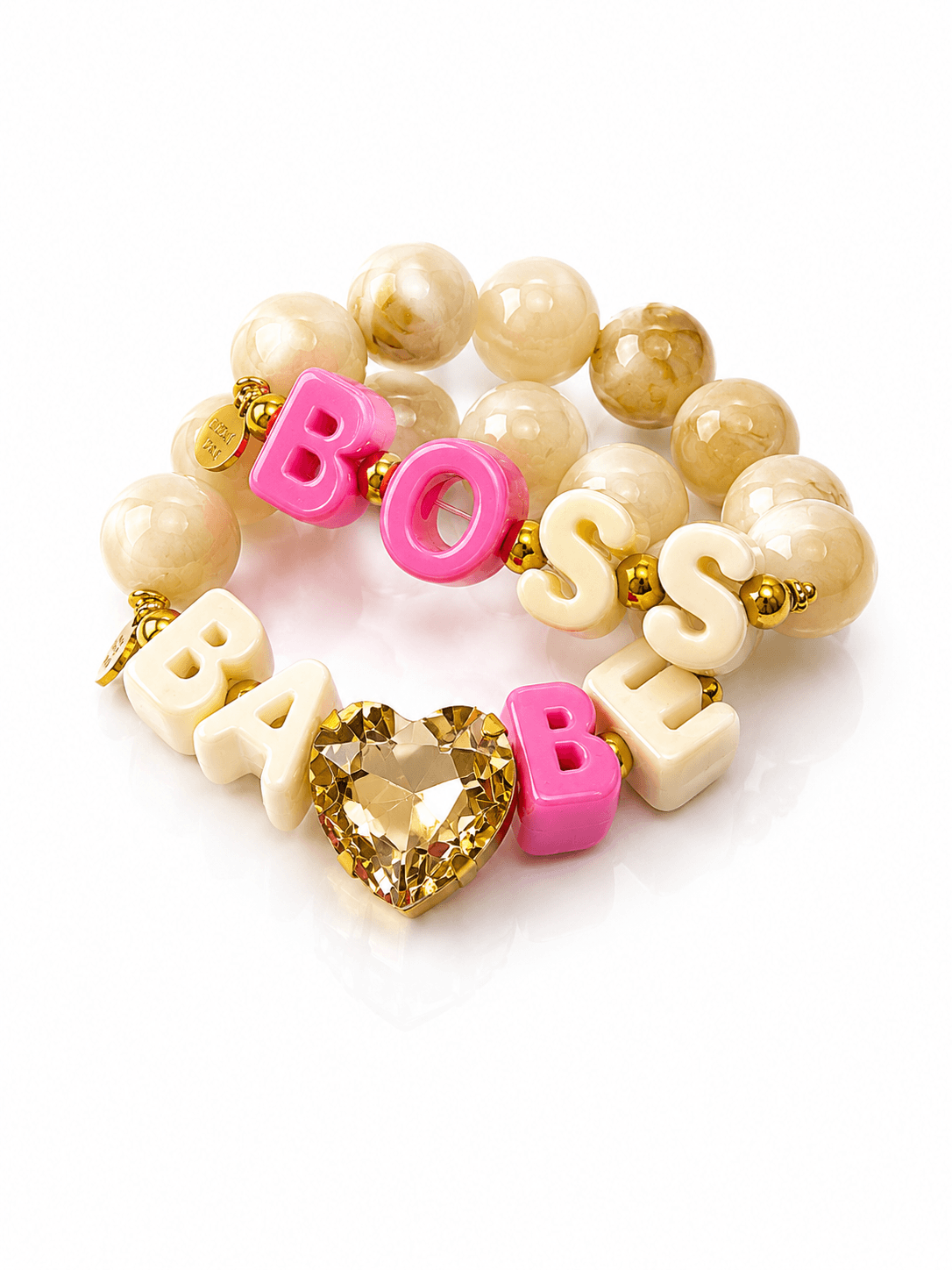 CASAPARI BOSS BABE Armband-Set mit marmorierten Perlen, pink-cremefarbenen Buchstaben und goldenem Kristallherz
