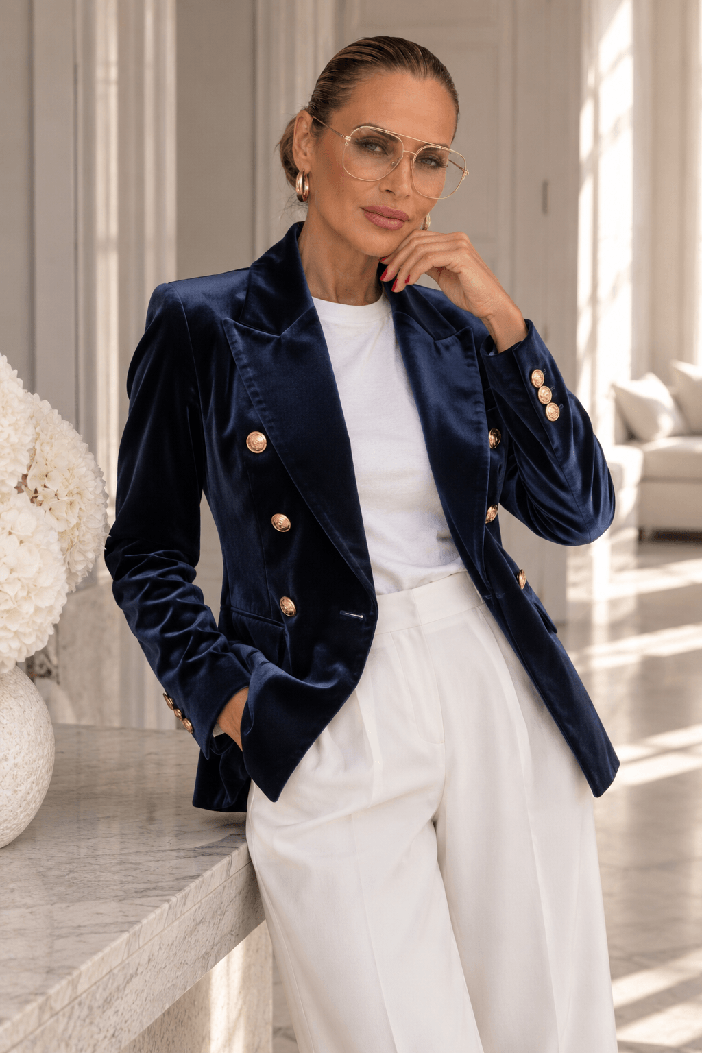The Velvet Blazer – Midnight Navy