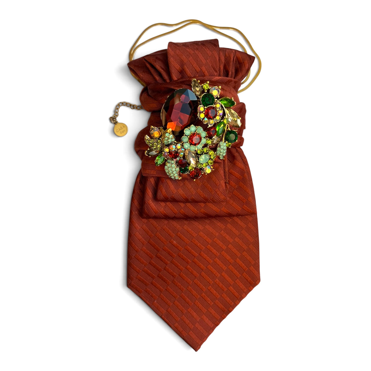 Terrakottafarbene Vintage-Seidenkrawatte mit mehrfarbiger Kristallbrosche und goldfarbener Edelstahlkette